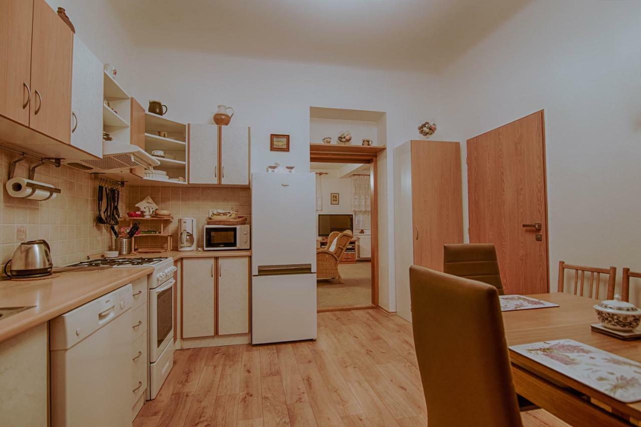 Ferienwohnung Pod Svatym Kopeckem Mikulov Exterior foto